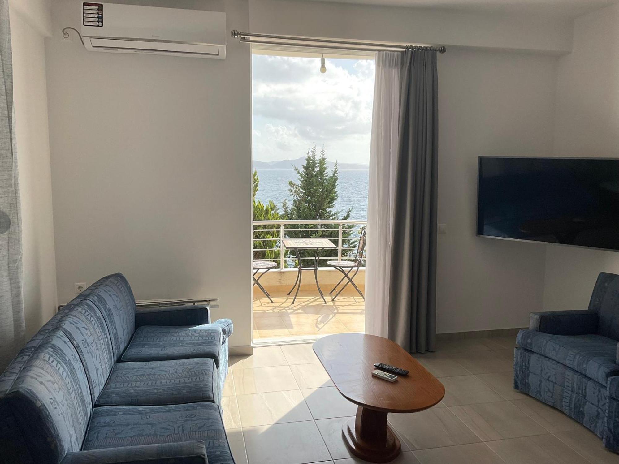 Mojito Beach Apartments With Free Parking Sarandë Exterior foto