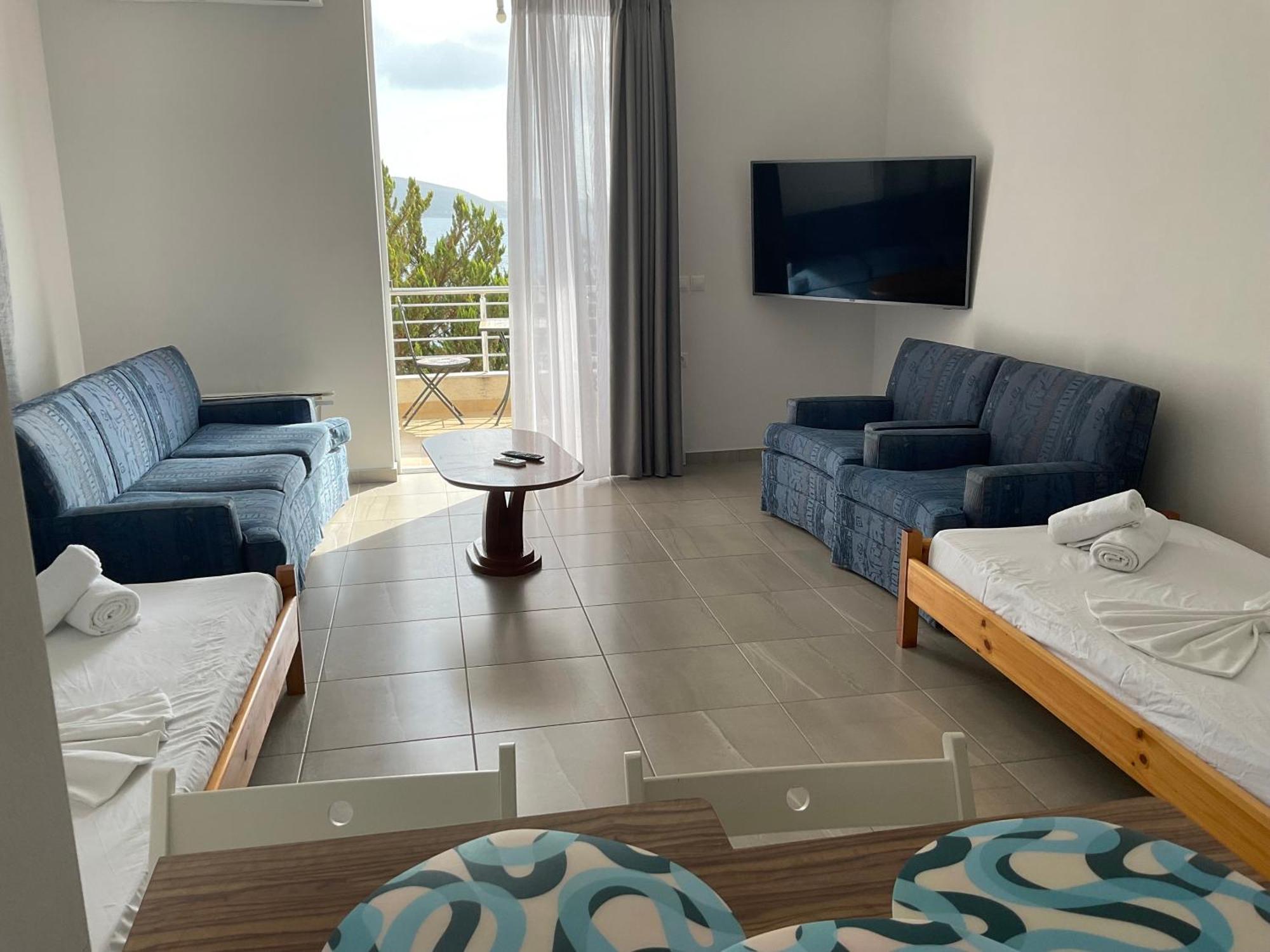 Mojito Beach Apartments With Free Parking Sarandë Habitación foto